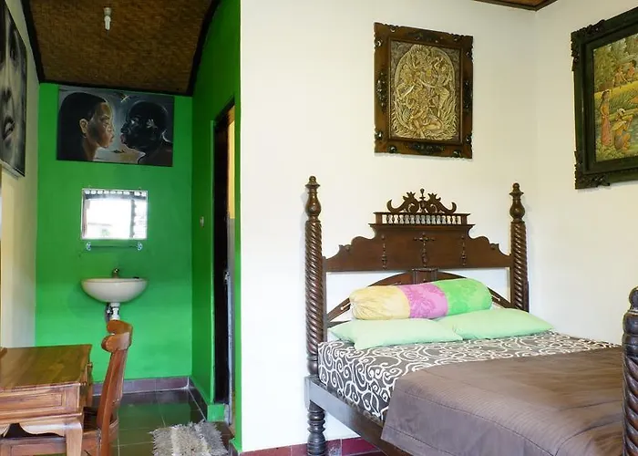Hai Homestay 2*
